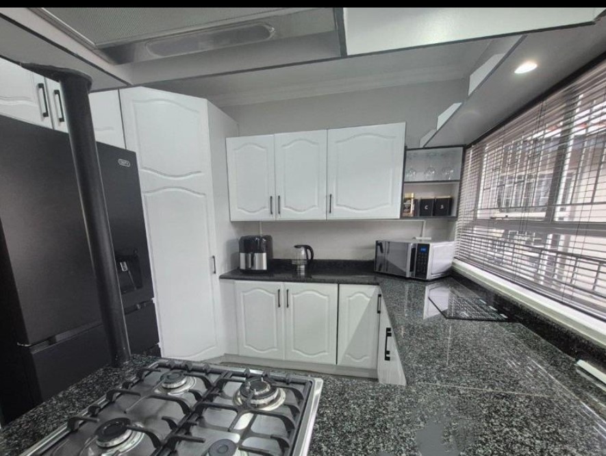 4 Bedroom Property for Sale in Flamwood North West